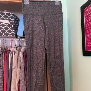 Aerie leggings with pockets